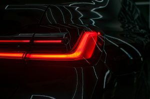 taillights flickering